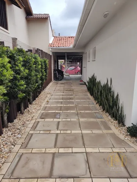 Esplêndida Casa térrea no Centro de Xangri-lá!: 25ª foto da galeria de imagens do imóvel