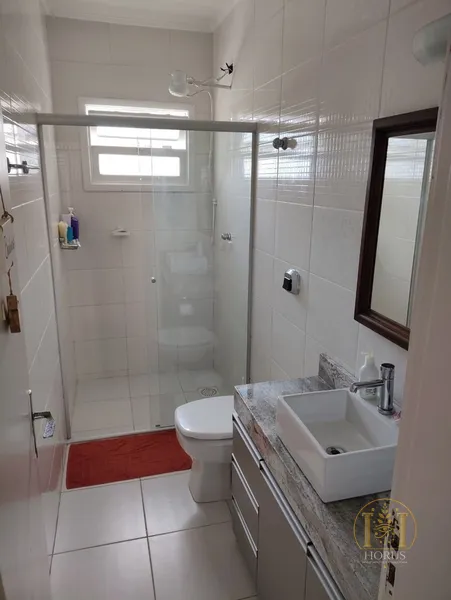 Esplêndida Casa térrea no Centro de Xangri-lá!: 7ª foto da galeria de imagens do imóvel