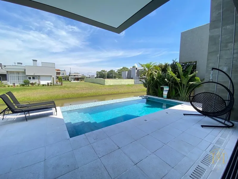 Sobrado beira lago no Capão Ilhas - 30% de Ato e Saldo em 60x!: 15ª foto da galeria de imagens do imóvel