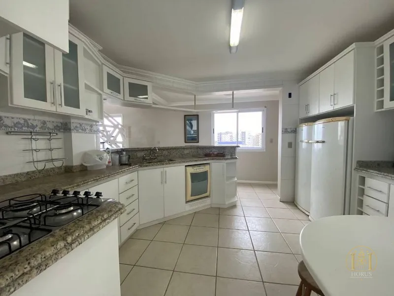 Apartamento com vista de cinema para o mar.: 2ª foto da galeria de imagens do imóvel