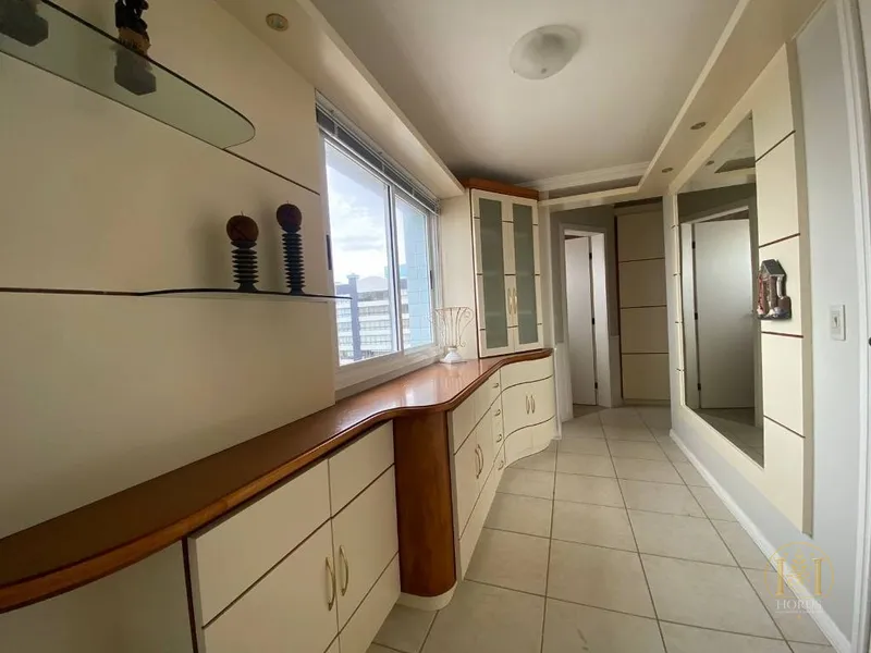 Apartamento com vista de cinema para o mar.: 4ª foto da galeria de imagens do imóvel