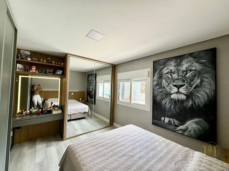 casa de alto padrão próximo do centro de Capão da canoa: 1ª foto da galeria de imagens do imóvel