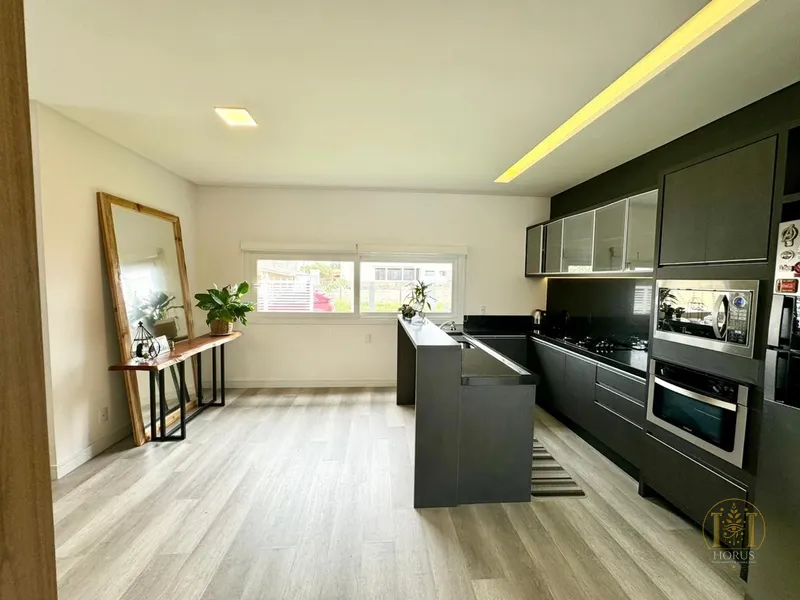 casa de alto padrão próximo do centro de Capão da canoa: 17ª foto da galeria de imagens do imóvel