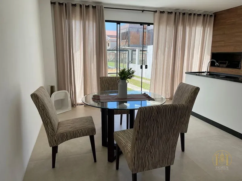 Sobrado 150 metros do mar em Capão da canoa -rs: 3ª foto da galeria de imagens do imóvel