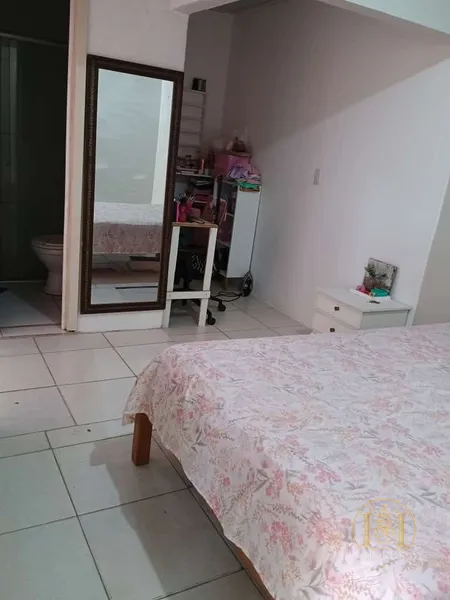 Casa à venda com piscina no Capão novo: 5ª foto da galeria de imagens do imóvel