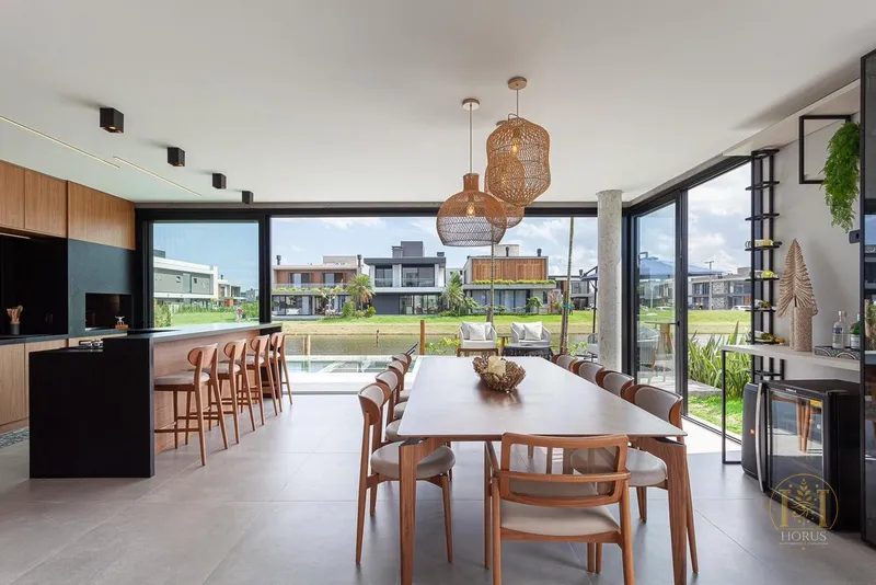 Requinte absoluto define esse sobrado no Condomínio Sunset!: 8ª foto da galeria de imagens do imóvel