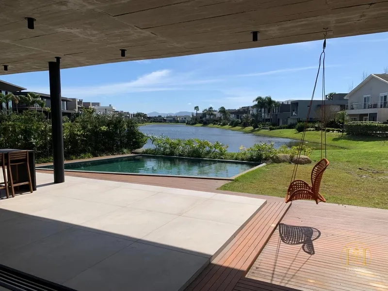 Casa com a melhor vista do lago do Condomínio Enseada!: 10ª foto da galeria de imagens do imóvel
