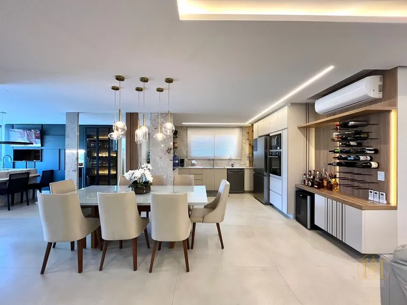 Sobrado beira lago no Condomínio Sunset com 5 dormitórios e piscina!: 6ª foto da galeria de imagens do imóvel