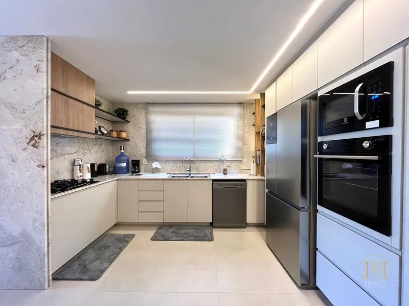 Sobrado beira lago no Condomínio Sunset com 5 dormitórios e piscina!: 9ª foto da galeria de imagens do imóvel