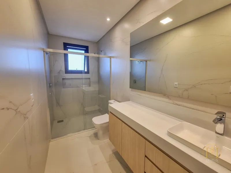 Sobrado de 394 m² no Condomínio Costa Serena, à beira-mar e beira lago: 38ª foto da galeria de imagens do imóvel