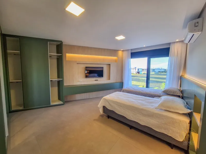 Sobrado de 394 m² no Condomínio Costa Serena, à beira-mar e beira lago: 40ª foto da galeria de imagens do imóvel