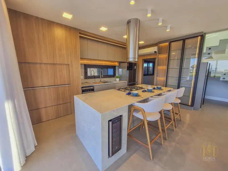 Sobrado de 394 m² no Condomínio Costa Serena, à beira-mar e beira lago: 11ª foto da galeria de imagens do imóvel