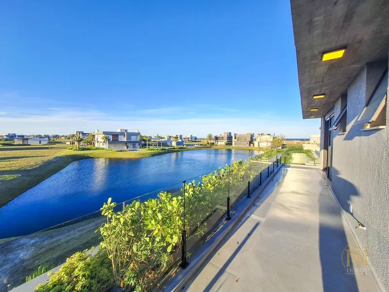 Sobrado de 394 m² no Condomínio Costa Serena, à beira-mar e beira lago: 32ª foto da galeria de imagens do imóvel