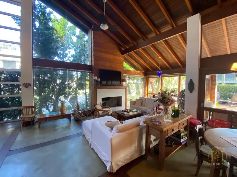 Sobrado de Alto Padrão – 5 suítes | Condomínio Porto Coronado: 15ª foto da galeria de imagens do imóvel