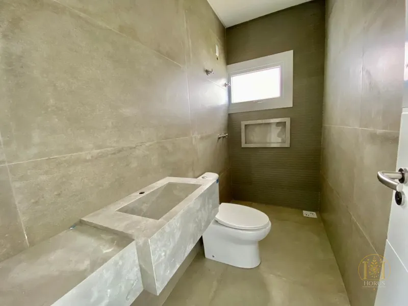 SOBRADO DE ALTO PADRÃO NO CONDOMÍNIO CAPÃO ILHAS RESORT: 22ª foto da galeria de imagens do imóvel