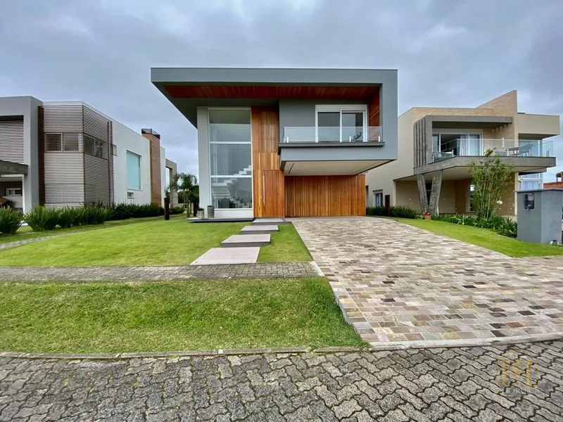 SOBRADO DE ALTO PADRÃO NO CONDOMÍNIO CAPÃO ILHAS RESORT: 1ª foto da galeria de imagens do imóvel