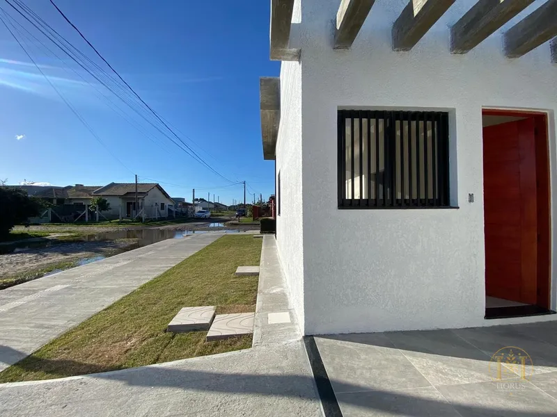 Casa Geminada de Esquina a Venda em Capão da Canoa!: 2ª foto da galeria de imagens do imóvel