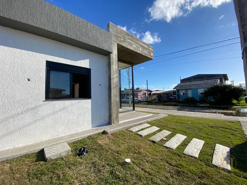 Casa Geminada de Esquina a Venda em Capão da Canoa!: 4ª foto da galeria de imagens do imóvel