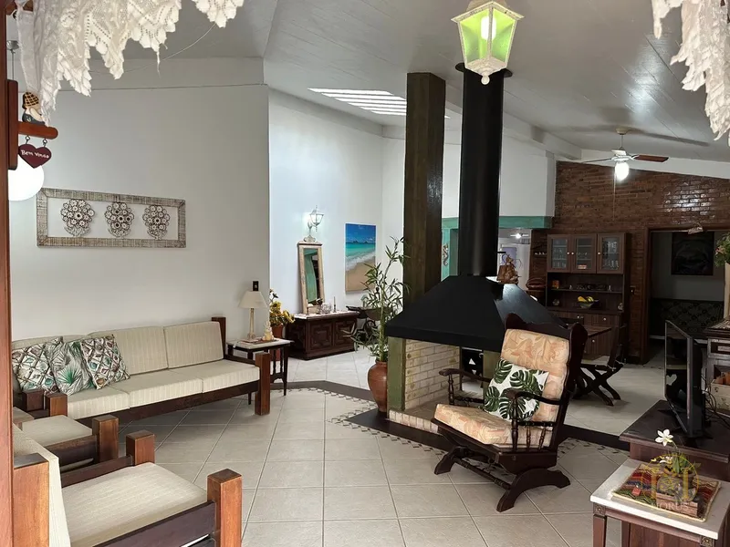 Maravilhosa Casa Térrea de Esquina: Conforto, Elegância e Localização: 10ª foto da galeria de imagens do imóvel