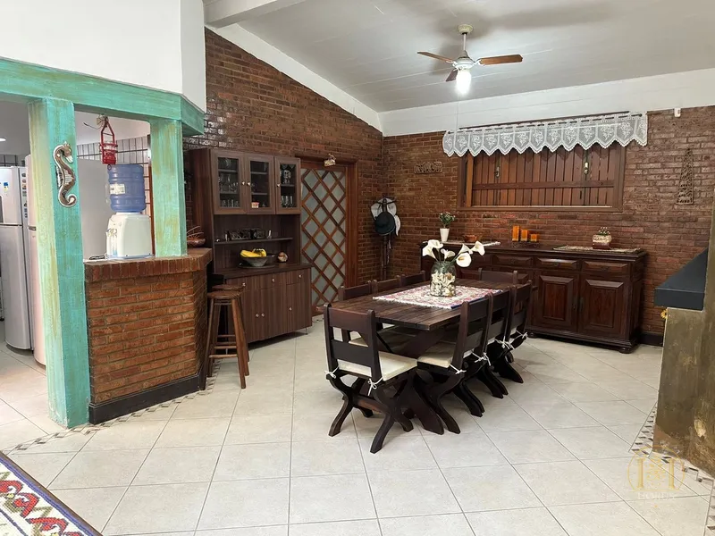 Maravilhosa Casa Térrea de Esquina: Conforto, Elegância e Localização: 12ª foto da galeria de imagens do imóvel