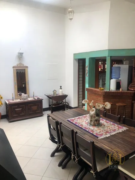 Maravilhosa Casa Térrea de Esquina: Conforto, Elegância e Localização: 50ª foto da galeria de imagens do imóvel