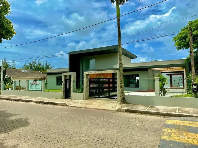 Casa térrea mobiliada e decorada em Atlântida!: 1ª foto da galeria de imagens do imóvel