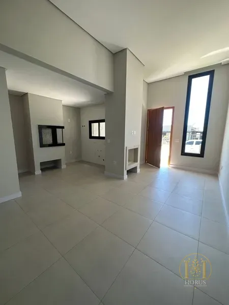 LINDA CASA LADO MAR À VENDA EM CAPÃO DA CANOA!: 1ª foto da galeria de imagens do imóvel