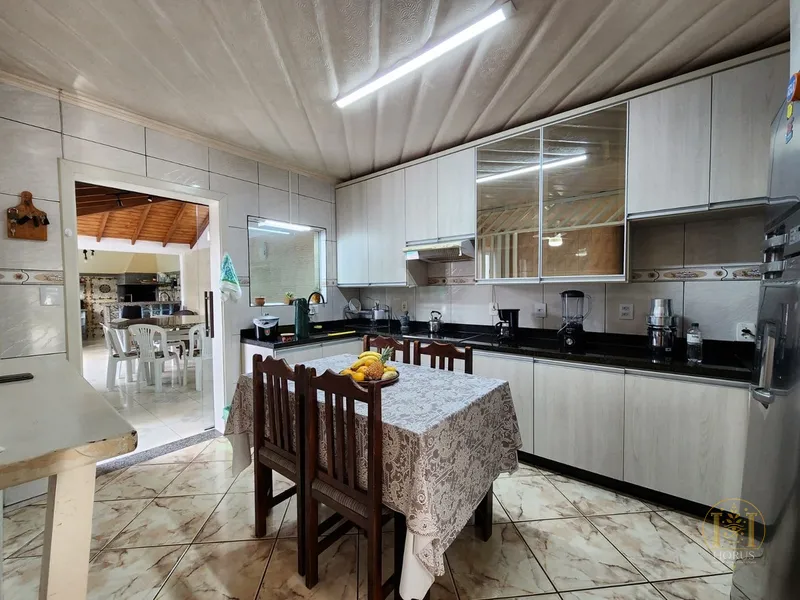 Casa Térrea Mobiliada: Conforto e Elegância a Poucos Passos do Mar!: 10ª foto da galeria de imagens do imóvel