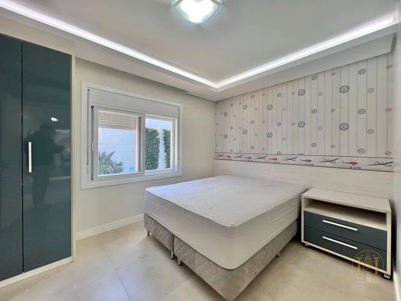 Casa sofisticada no Condomínio Fechado Condado: 3 suítes e piscina aqu: 22ª foto da galeria de imagens do imóvel