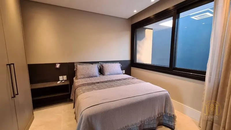 Mansão beira lago no condomínio Sense: 22ª foto da galeria de imagens do imóvel