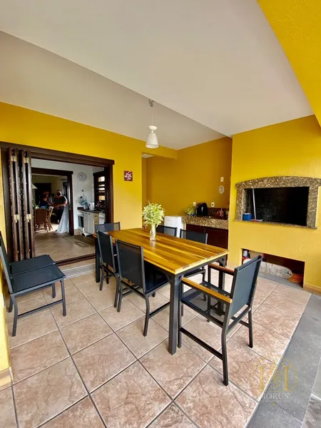 Sobrado Geminado 3 dormitórios, bairro Centro em Xangri-lá: 20ª foto da galeria de imagens do imóvel