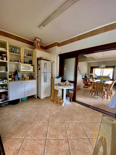 Sobrado Geminado 3 dormitórios, bairro Centro em Xangri-lá: 7ª foto da galeria de imagens do imóvel