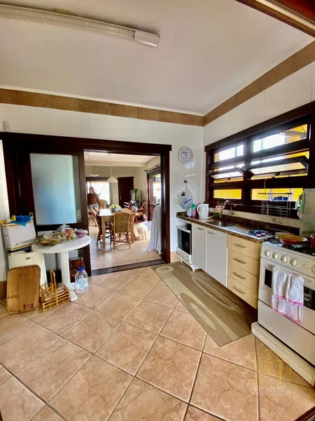 Sobrado Geminado 3 dormitórios, bairro Centro em Xangri-lá: 8ª foto da galeria de imagens do imóvel