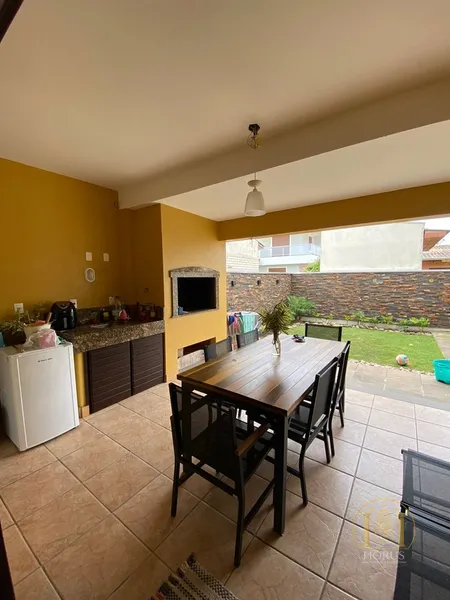 Sobrado Geminado 3 dormitórios, bairro Centro em Xangri-lá: 18ª foto da galeria de imagens do imóvel