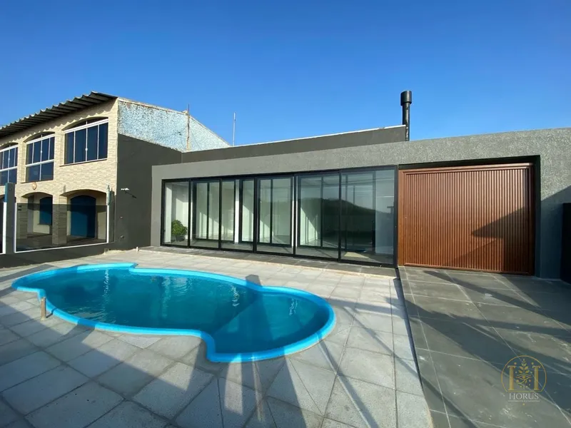 Casa térrea com piscina a Beira Mar!: 1ª foto da galeria de imagens do imóvel