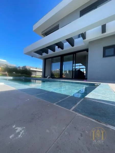 Sobrado de alto padrão em Condomínio fechado: 1ª foto da galeria de imagens do imóvel