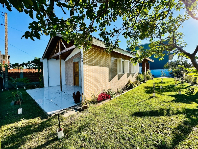 Casa em Atlântida Sul: 27ª foto da galeria de imagens do imóvel