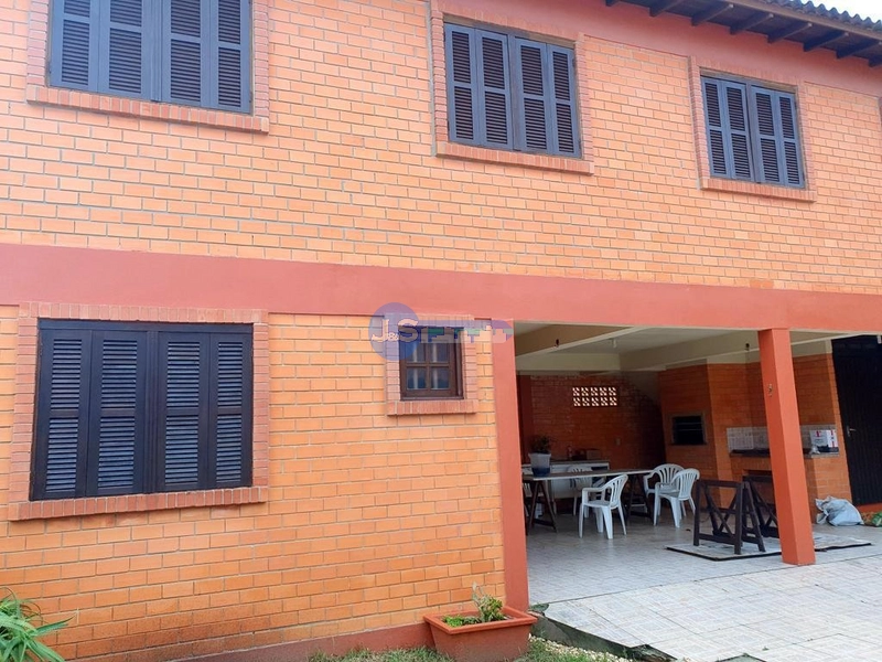 CASA EM ATLÂNTIDA SUL: 4ª foto da galeria de imagens do imóvel