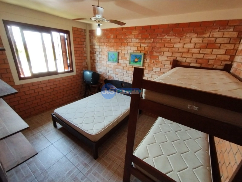 CASA EM ATLÂNTIDA SUL: 13ª foto da galeria de imagens do imóvel