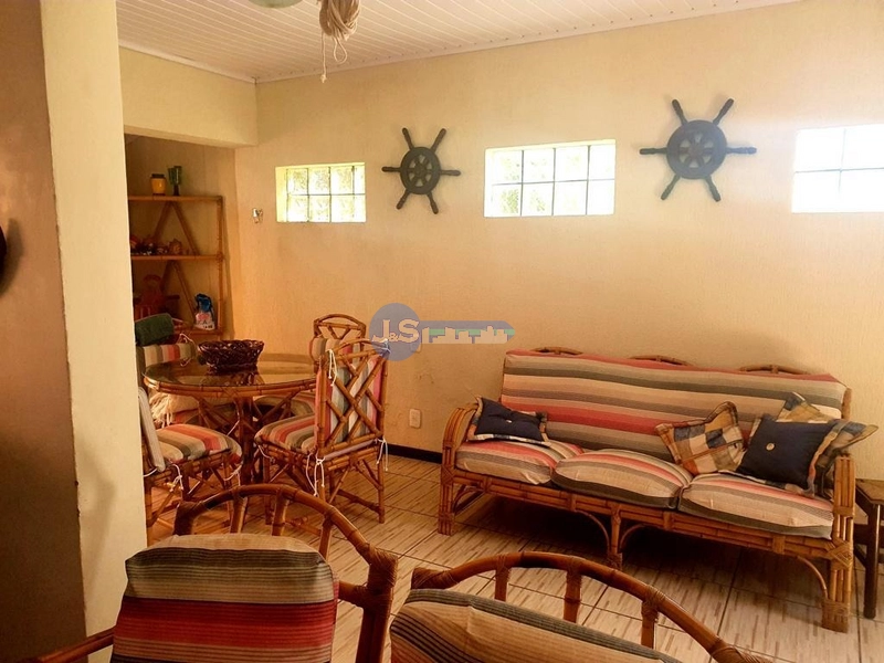 CASA EM ATLÂNTIDA SUL: 1ª foto da galeria de imagens do imóvel