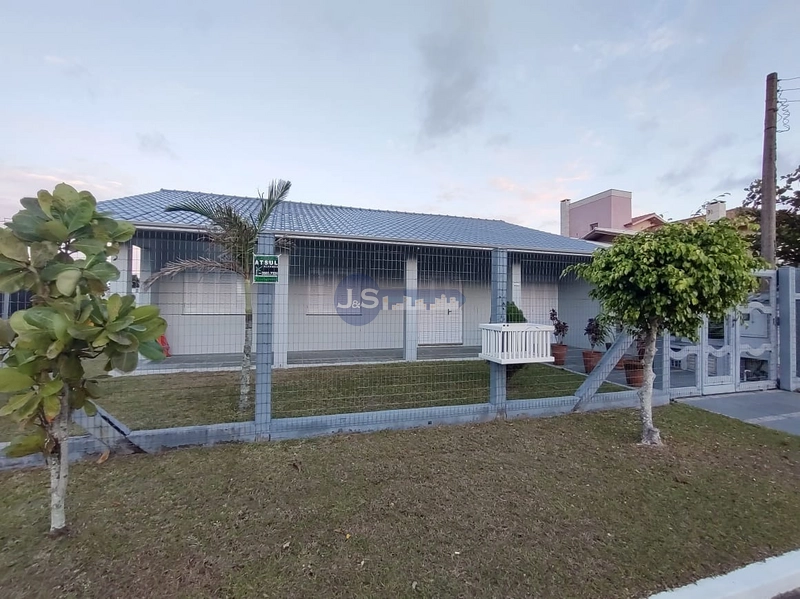 EXCELENTE CASA COM 02 TERRENOS PROXIMO AO MAR: 47ª foto da galeria de imagens do imóvel