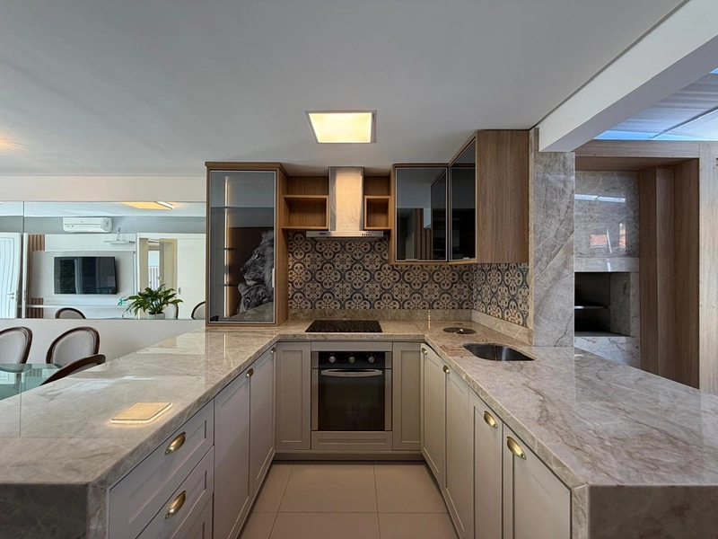 EXCELENTE CASA ALTO PADRÃO EM CONDOMÍNIO: 3ª foto da galeria de imagens do imóvel