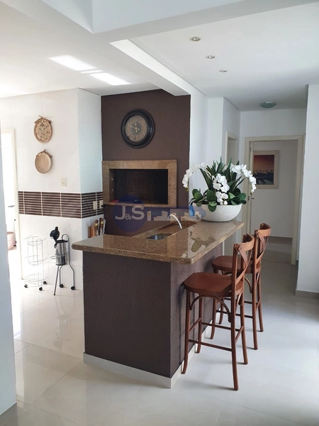 EXCELENTE CASA PRÓXIMA AO MAR: 4ª foto da galeria de imagens do imóvel