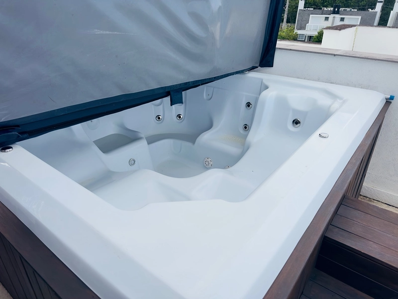 Casa em Condomínio Fechado Beira Lago: 9ª foto da galeria de imagens do imóvel