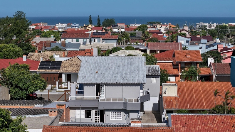 EXCELENTE CASA DE PRAIA COM PISCINA: 2ª foto da galeria de imagens do imóvel
