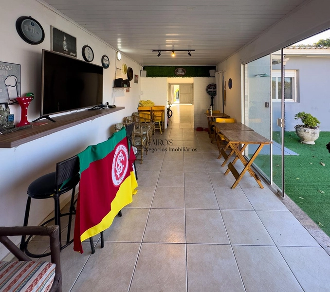 EXCELENTE CASA COM PISCINA PRÓXIMA AO MAR: 7ª foto da galeria de imagens do imóvel
