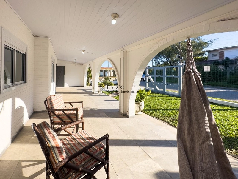 EXCELENTE CASA COM PISCINA PRÓXIMA AO MAR: 21ª foto da galeria de imagens do imóvel