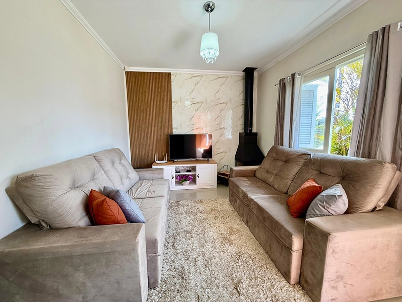 EXCELENTE CASA COM PISCINA: 10ª foto da galeria de imagens do imóvel