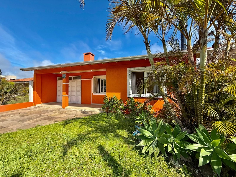 EXCELENTE CASA COM PISCINA: 4ª foto da galeria de imagens do imóvel