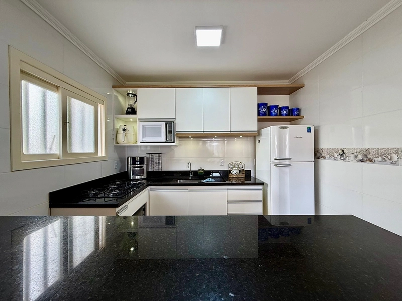 EXCELENTE CASA COM PISCINA: 15ª foto da galeria de imagens do imóvel